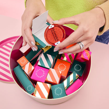 SEPHORA COLLECTION „Advent Calendar Premium 2025“ – 24 Staigmenų Kalėdinis Kalendorius