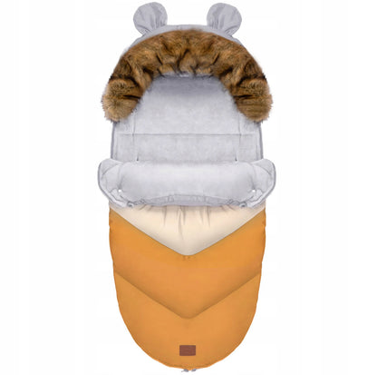 Žieminis vežimėlio miegmaišis su kailiu ir rankine „Teddy PRO-V Pastel“ – šiltas ir elegantiškas rinkinys