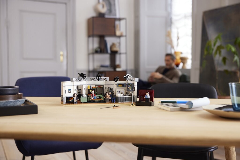 21328 LEGO® Ideas Seinfeld rinkinys
