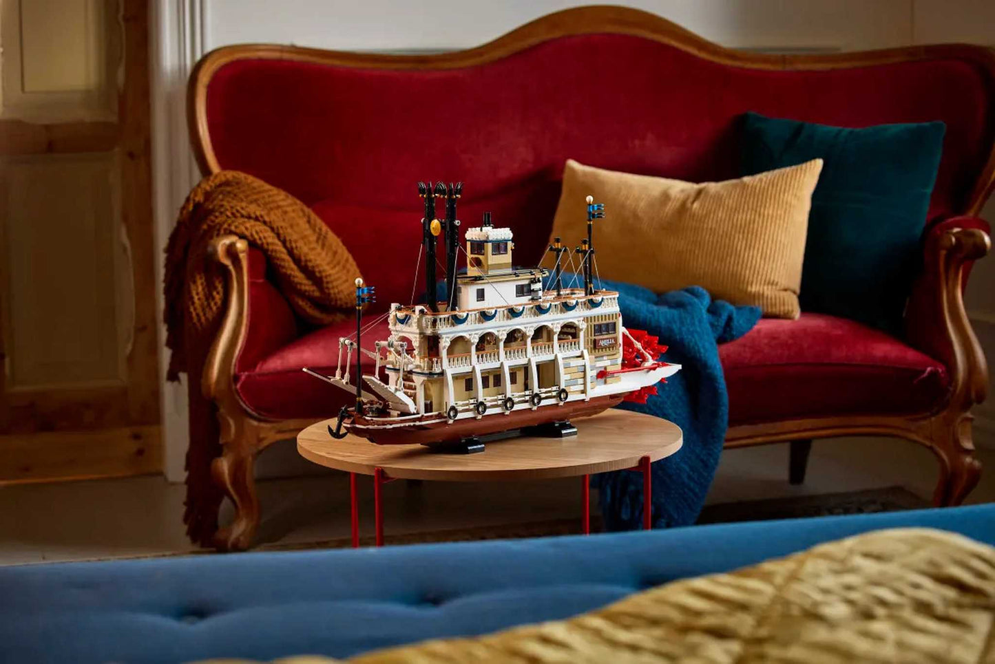 LEGO® Ideas Upių garlaivis 21356