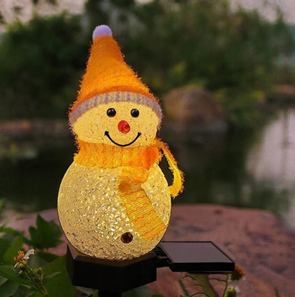 Saulės energija įkraunamos LED sniego senių lempos – 4 vnt. rinkinys lauko dekoracijai